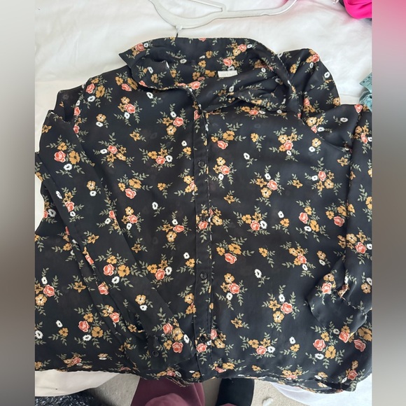 Abound Button Down - Picture 1 of 3